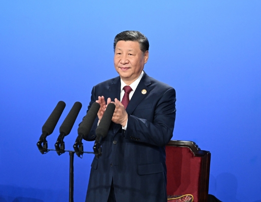 第九届亚洲冬季运动会在哈尔滨隆重开幕 习近平出席开幕式并宣布本届亚冬会开幕5 第九届亚洲冬季运动会在哈尔滨隆重开幕 习近平出席开幕式并宣布本届亚冬会开幕5
