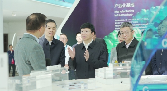 李利在江苏调研支持医药产业发展工作 李利在江苏调研支持医药产业发展工作